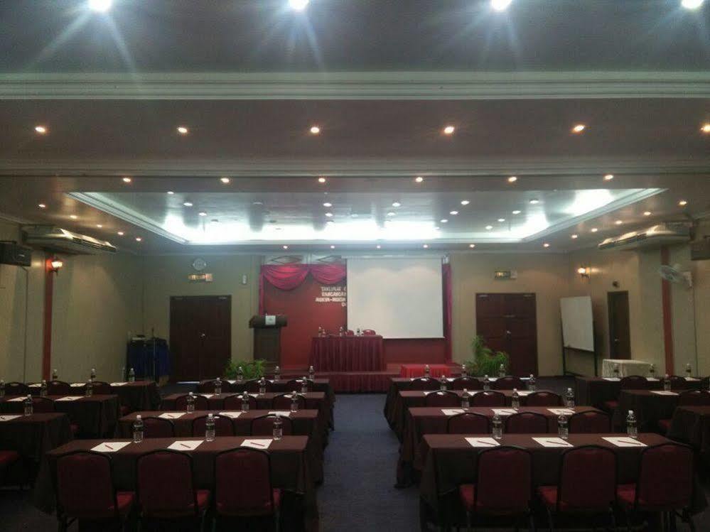 Hotel Seri Malaysia Мерсинг Экстерьер фото